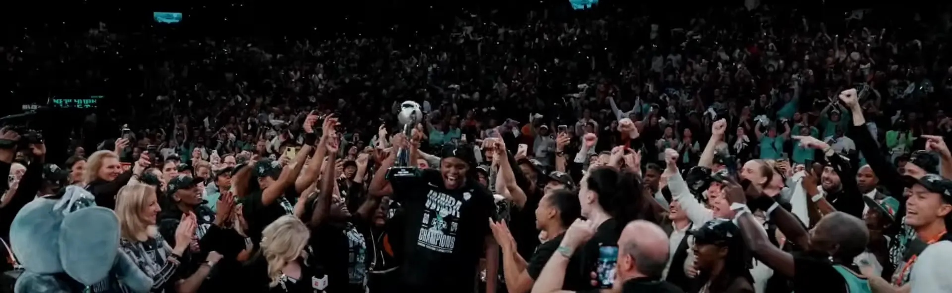 2024-2025-Basketball-Season_Hero-Banner 2024-2025-Basketball-Season_Hero-Banner